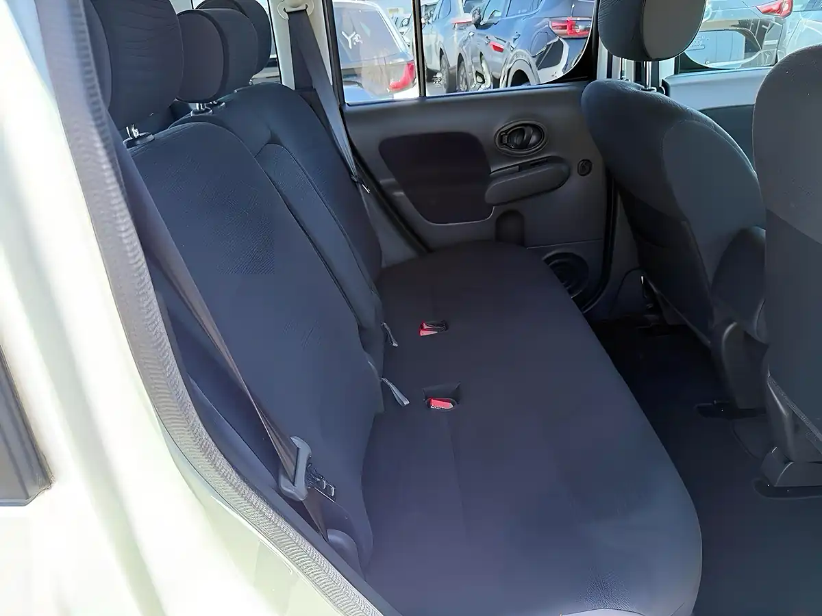Used 2012 Nissan Cube 15X V Selection White - Interior and Exterior details 13