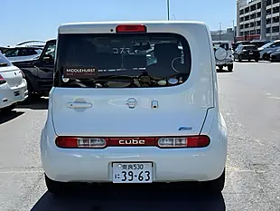 Used 2012 Nissan Cube 15X V Selection White - Interior and Exterior details 8