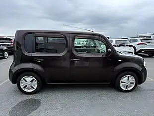 Used 2012 Nissan Cube Indigo Plus Plasma Brown - Interior and Exterior details 10