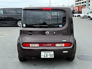 Used 2012 Nissan Cube Indigo Plus Plasma Brown - Interior and Exterior details 6