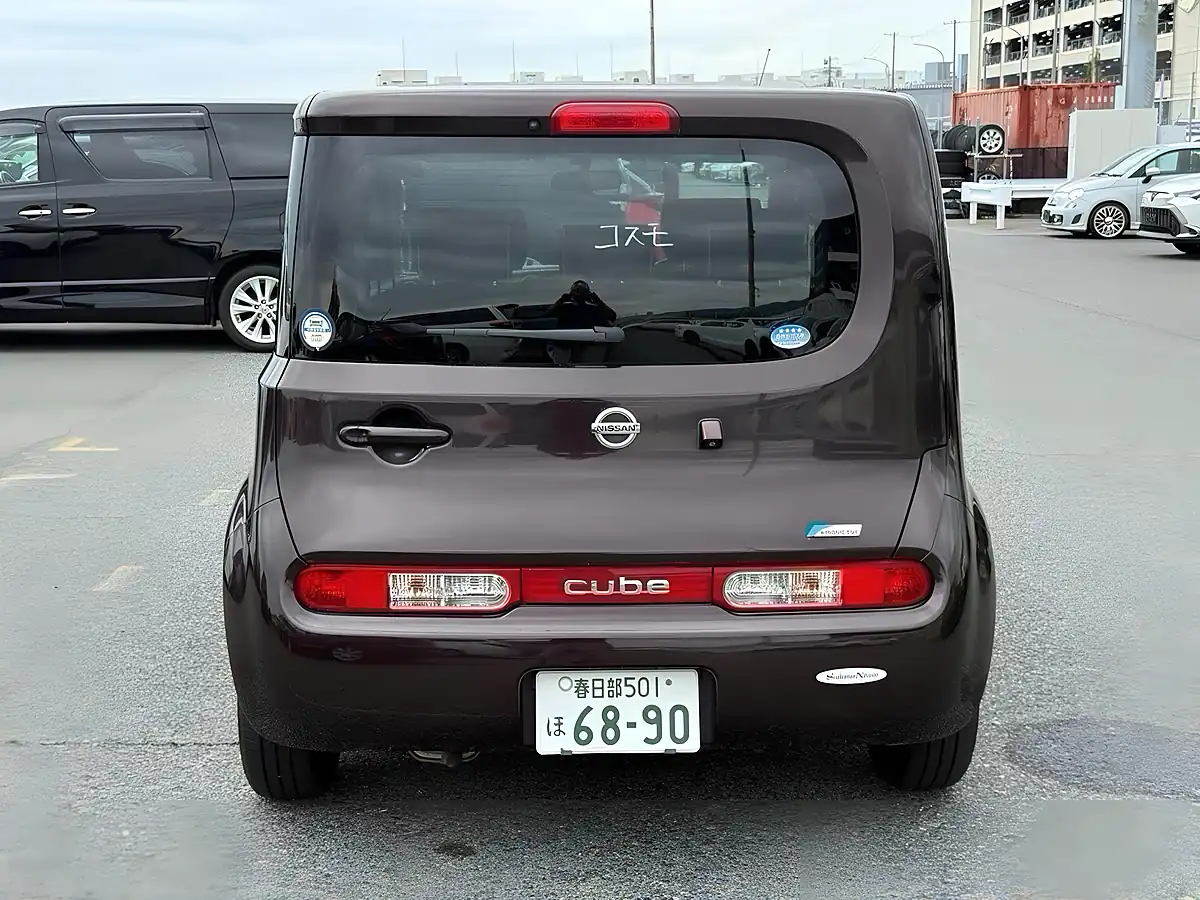 Used 2012 Nissan Cube Indigo Plus Plasma Brown - Interior and Exterior details 6