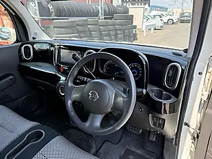 Used 2012 Nissan Cube Rider Black Line White - Interior and Exterior details 12