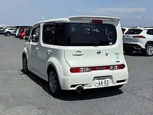 Used 2012 Nissan Cube Rider Black Line White - Interior and Exterior details 3