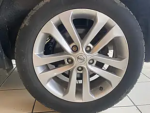 Used 2012 Nissan Juke Acenta Blue - Interior and Exterior details 10