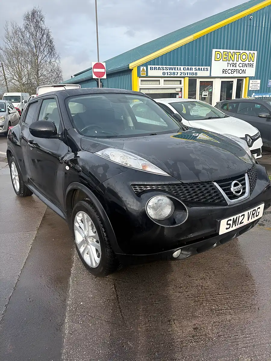 Used 2012 Nissan Juke Acenta Premium Black - Front View