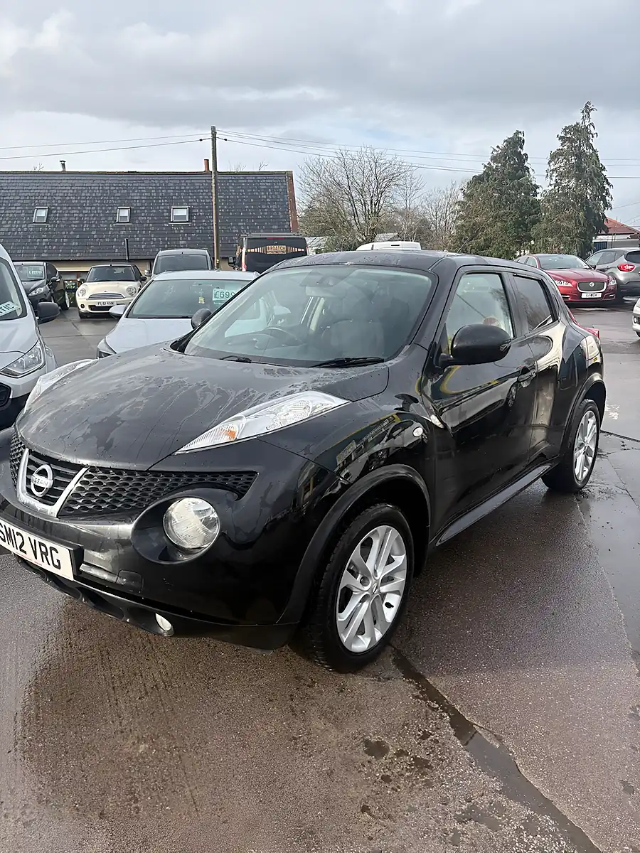 Used 2012 Nissan Juke Acenta Premium Black - Interior and Exterior details 2