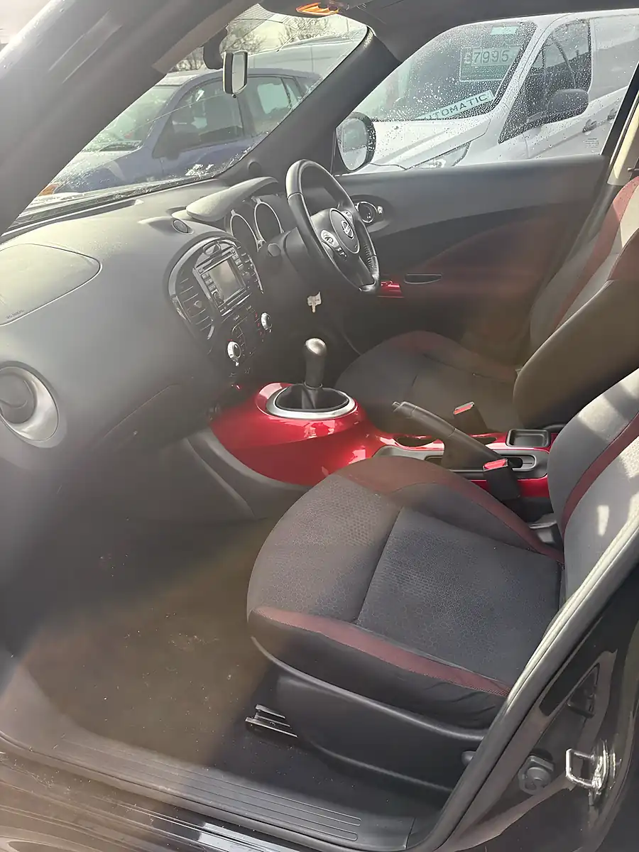 Used 2012 Nissan Juke Acenta Premium Black - Interior and Exterior details 5