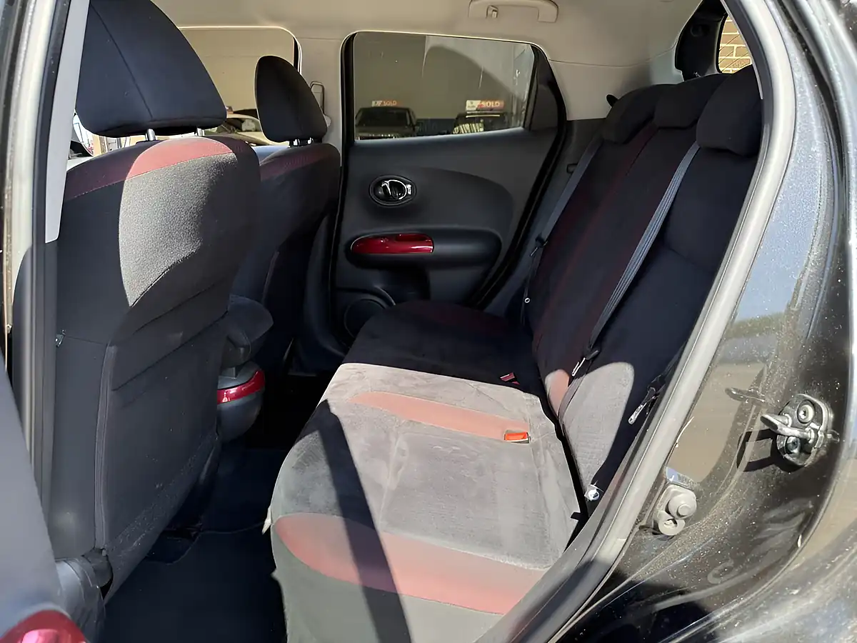 Used 2012 Nissan Juke Acenta Premium Black - Interior and Exterior details 12