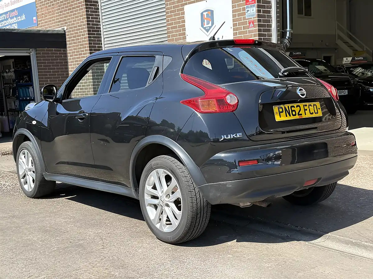 Used 2012 Nissan Juke Acenta Premium Black - Interior and Exterior details 4