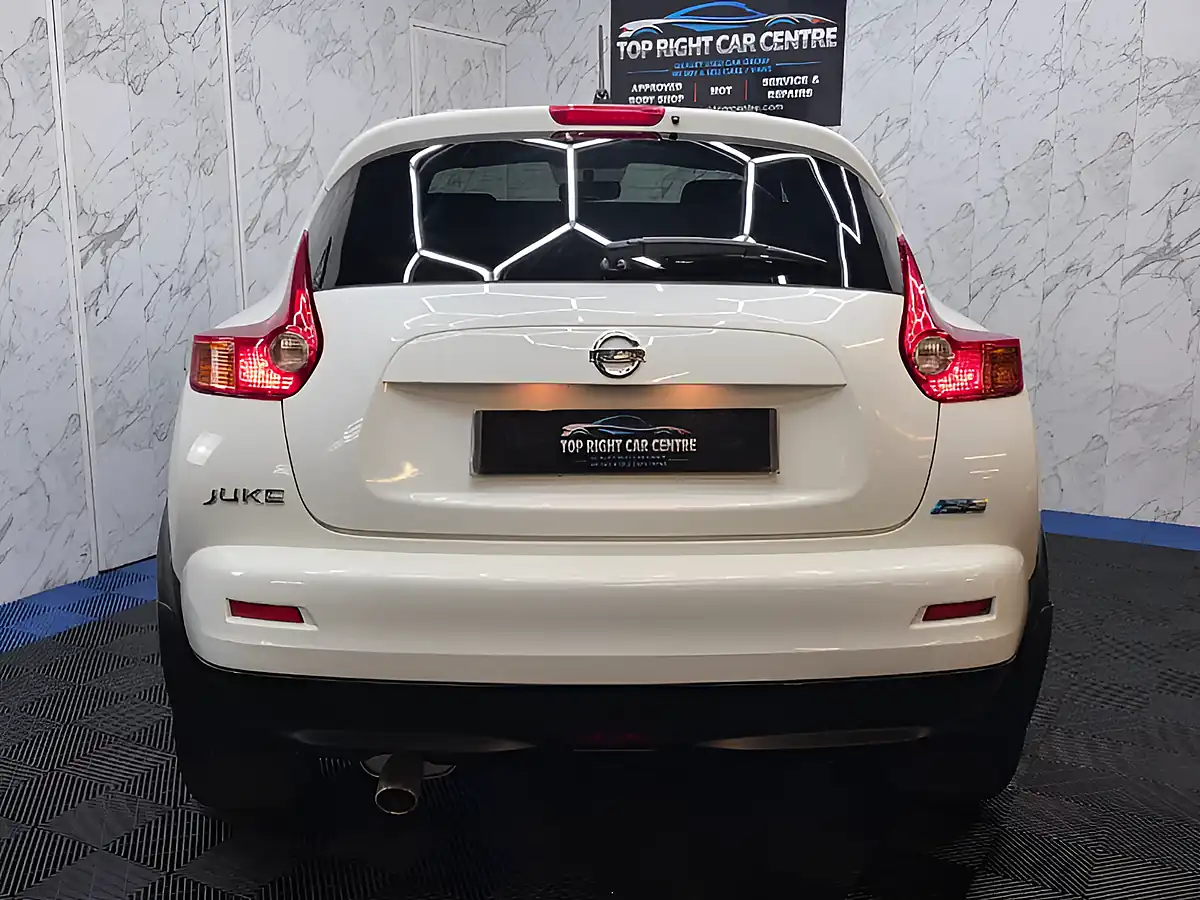 Used 2012 Nissan Juke Acenta Premium White - Interior and Exterior details 6