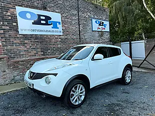 Used 2012 Nissan Juke Acenta Premium White - Interior and Exterior details 4