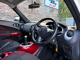 Used 2012 Nissan Juke Acenta Premium White - Interior and Exterior details 7