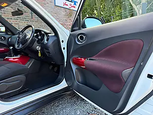 Used 2012 Nissan Juke Acenta Premium White - Interior and Exterior details 9