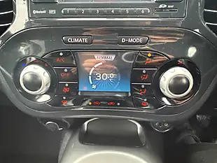 Used 2012 Nissan Juke Acenta Premium White - Interior and Exterior details 17