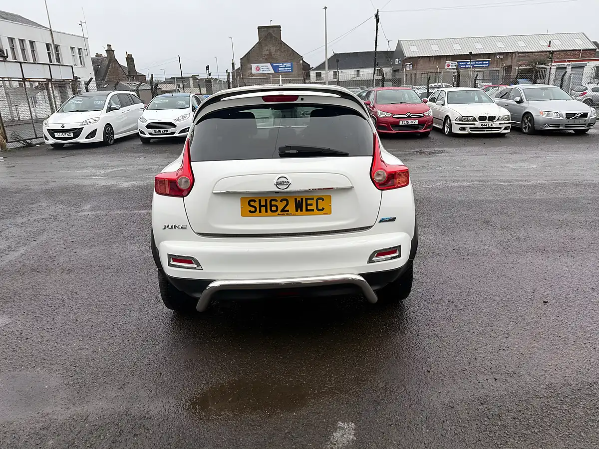 Used 2012 Nissan Juke Acenta Premium White - Interior and Exterior details 6