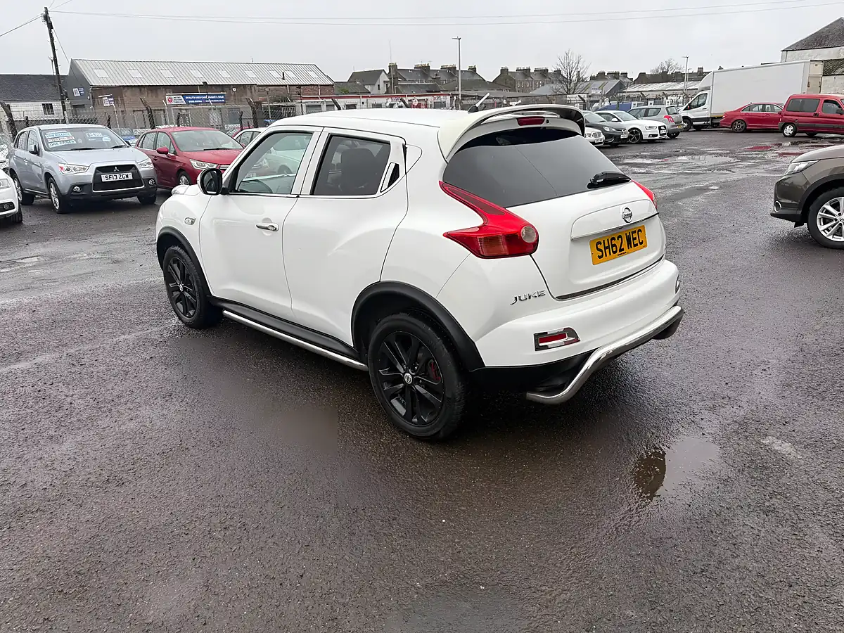 Used 2012 Nissan Juke Acenta Premium White - Interior and Exterior details 7