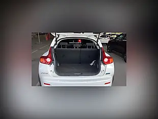 Used 2012 Nissan Juke Acenta Premium White - Interior and Exterior details 9