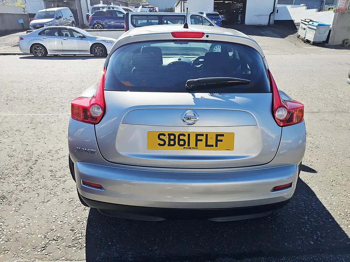 Used 2012 Nissan Juke Acenta Silver - Interior and Exterior details 3