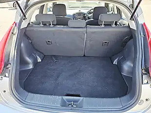 Used 2012 Nissan Juke Acenta Silver - Interior and Exterior details 6