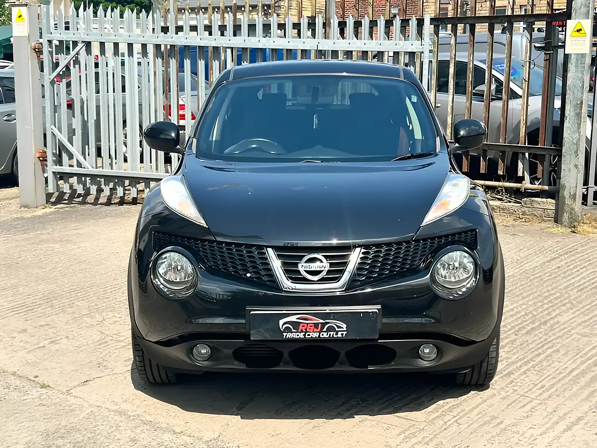 Used 2012 Nissan Juke Acenta Sport Black - Interior and Exterior details 8