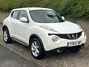 Used 2012 Nissan Juke Acenta White - Interior and Exterior details 4