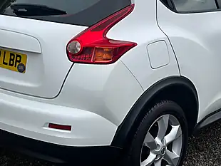 Used 2012 Nissan Juke Acenta White - Interior and Exterior details 9