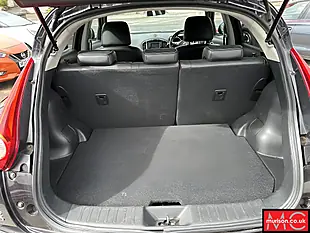 Used 2012 Nissan Juke Shiro Black - Interior and Exterior details 11