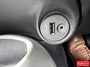 Used 2012 Nissan Juke Shiro Black - Interior and Exterior details 20