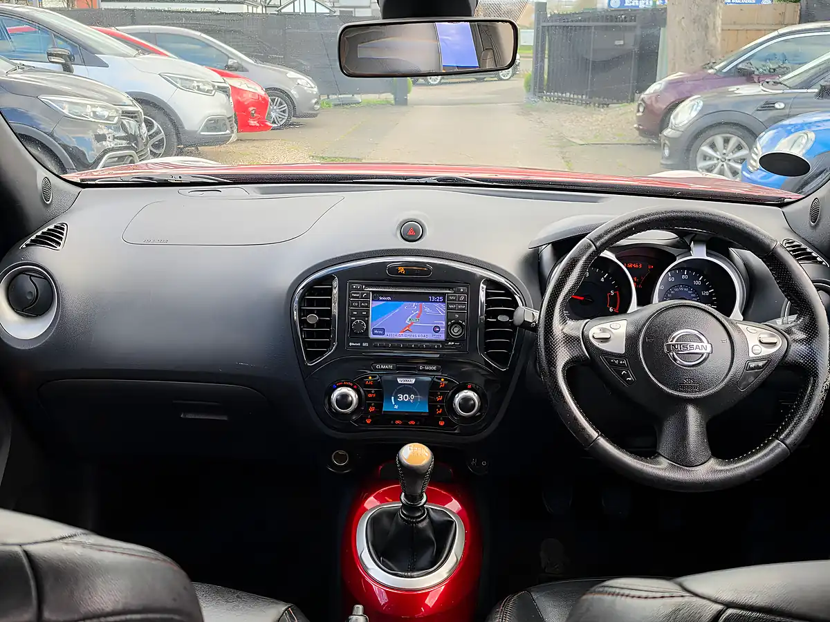Used 2012 Nissan Juke Tekna Red - Interior and Exterior details 10