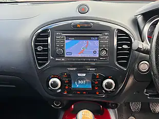 Used 2012 Nissan Juke Tekna Red - Interior and Exterior details 13