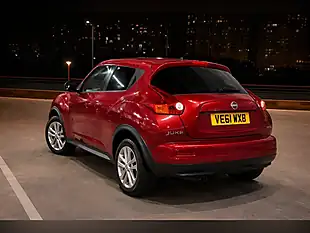 Used 2012 Nissan Juke Tekna Red - Interior and Exterior details 4