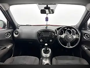 Used 2012 Nissan Juke Tekna Red - Interior and Exterior details 6