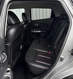 Used 2012 Nissan Juke Tekna Silver - Interior and Exterior details 11