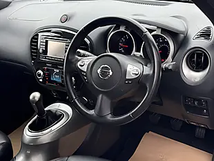 Used 2012 Nissan Juke Tekna Silver - Interior and Exterior details 14