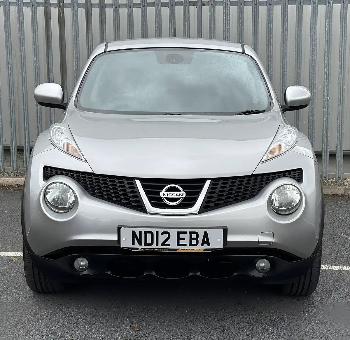 Used 2012 Nissan Juke Tekna Silver - Interior and Exterior details 3