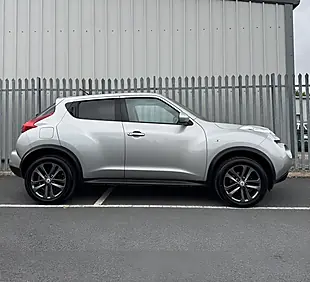 Used 2012 Nissan Juke Tekna Silver - Interior and Exterior details 7