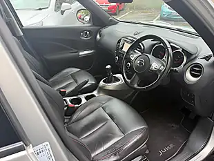 Used 2012 Nissan Juke Tekna Silver - Interior and Exterior details 13