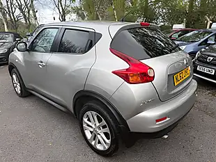 Used 2012 Nissan Juke Tekna Silver - Interior and Exterior details 4