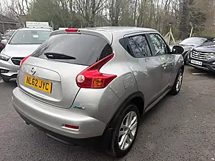 Used 2012 Nissan Juke Tekna Silver - Interior and Exterior details 6