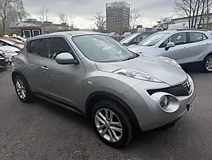 Used 2012 Nissan Juke Tekna Silver - Interior and Exterior details 8