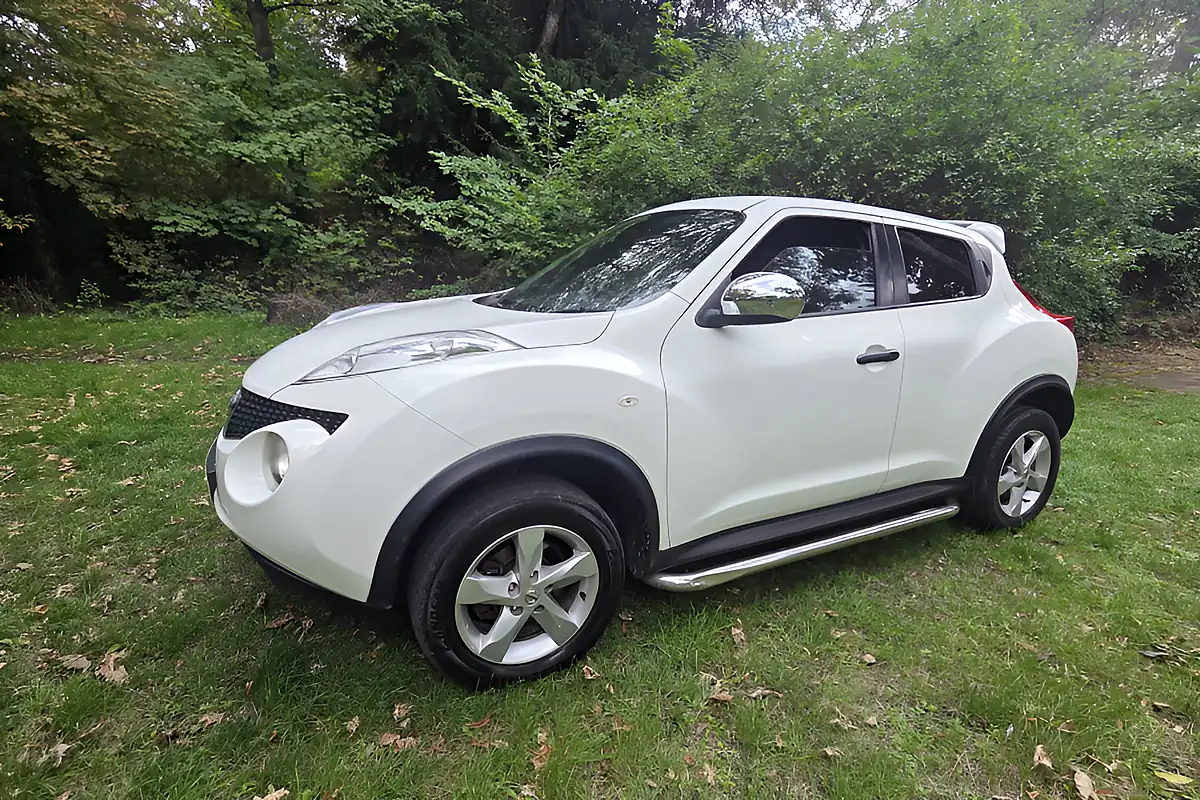 Used 2012 Nissan Juke Visia Pearl White - Interior and Exterior details 3