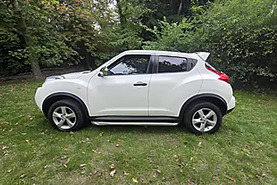 Used 2012 Nissan Juke Visia Pearl White - Interior and Exterior details 4