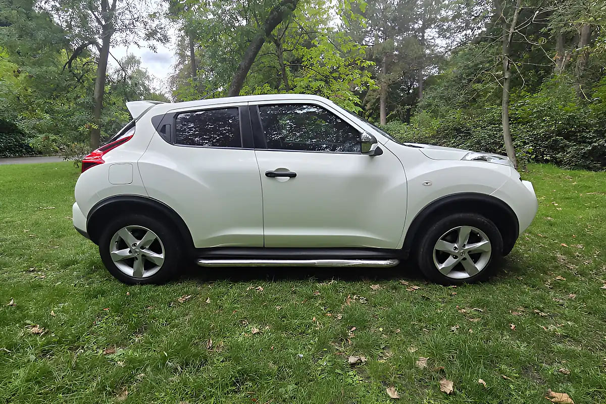 Used 2012 Nissan Juke Visia Pearl White - Interior and Exterior details 6