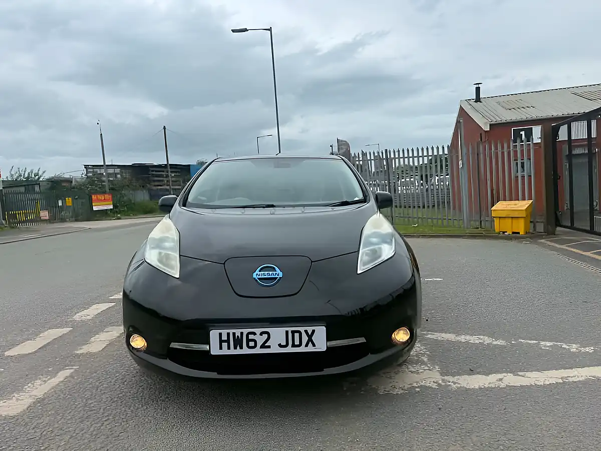 Used 2012 Nissan Leaf Black - Interior and Exterior details 3