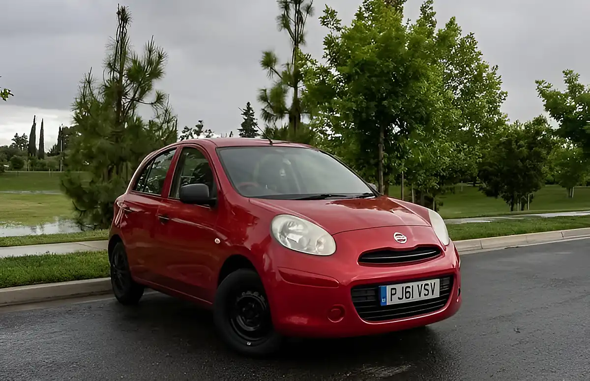 Used 2012 Nissan Micra Visia Red - Interior and Exterior details 3