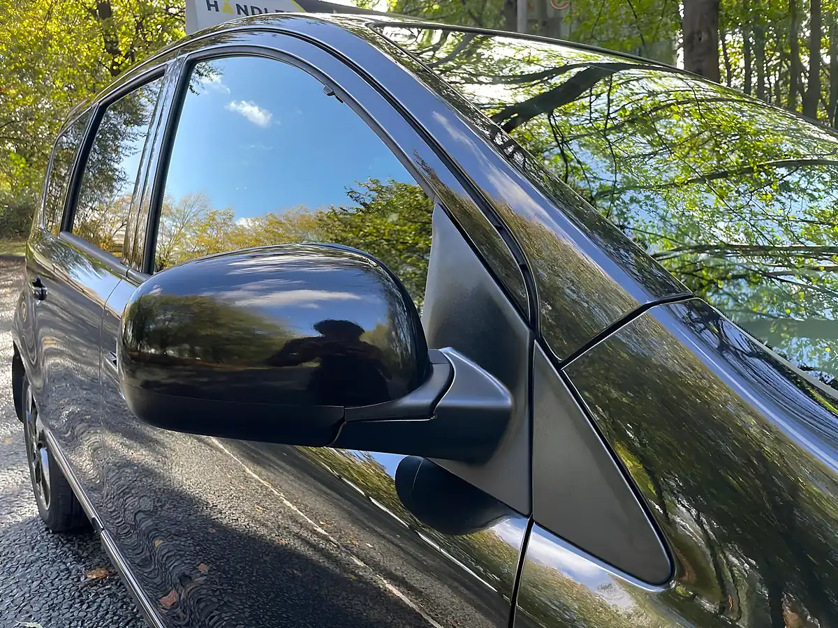 Used 2012 Nissan Note N-Tec+ Black - Interior and Exterior details 14