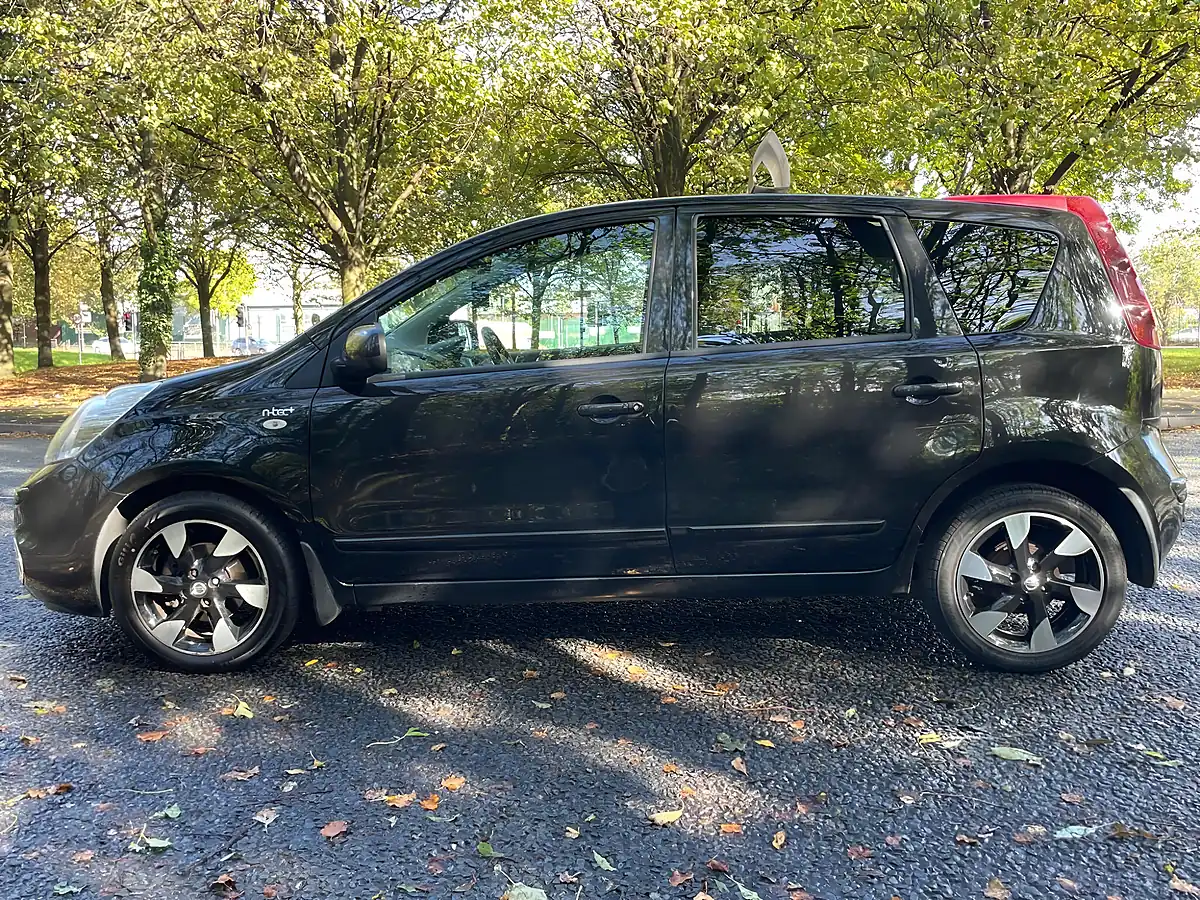 Used 2012 Nissan Note N-Tec+ Black - Interior and Exterior details 5
