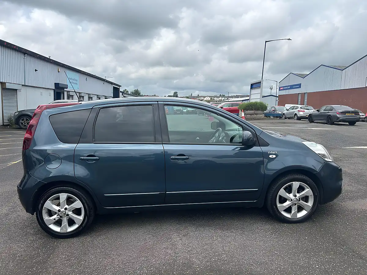 Used 2012 Nissan Note N-Tec+ Blue - Interior and Exterior details 4