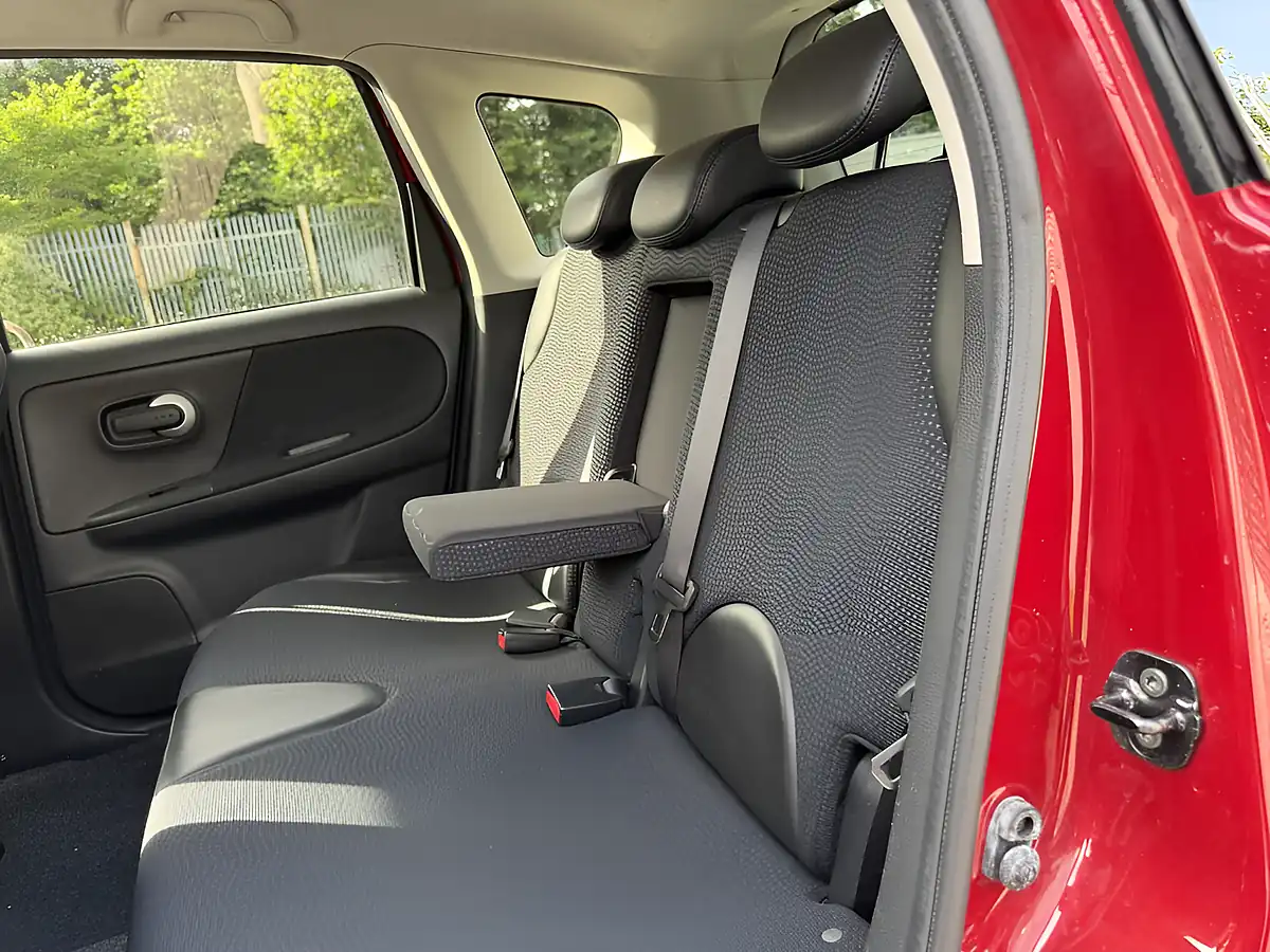 Used 2012 Nissan Note N Tec + Red - Interior and Exterior details 6