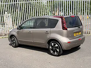 Used 2012 Nissan Note Tekna Plus Grey - Interior and Exterior details 3